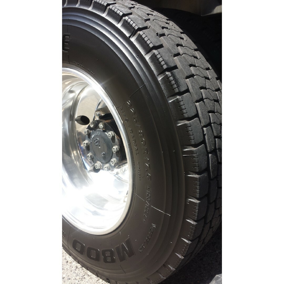 ブラックラスター】530×4 タイヤワックス 艶 光沢 撥水 タイヤ