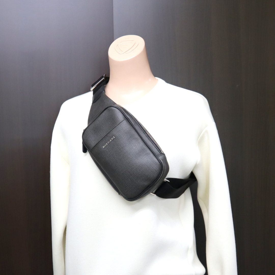 BVLGARI - 【BVLGARI】ブルガリ ウィークエンド ボディバッグ 33883