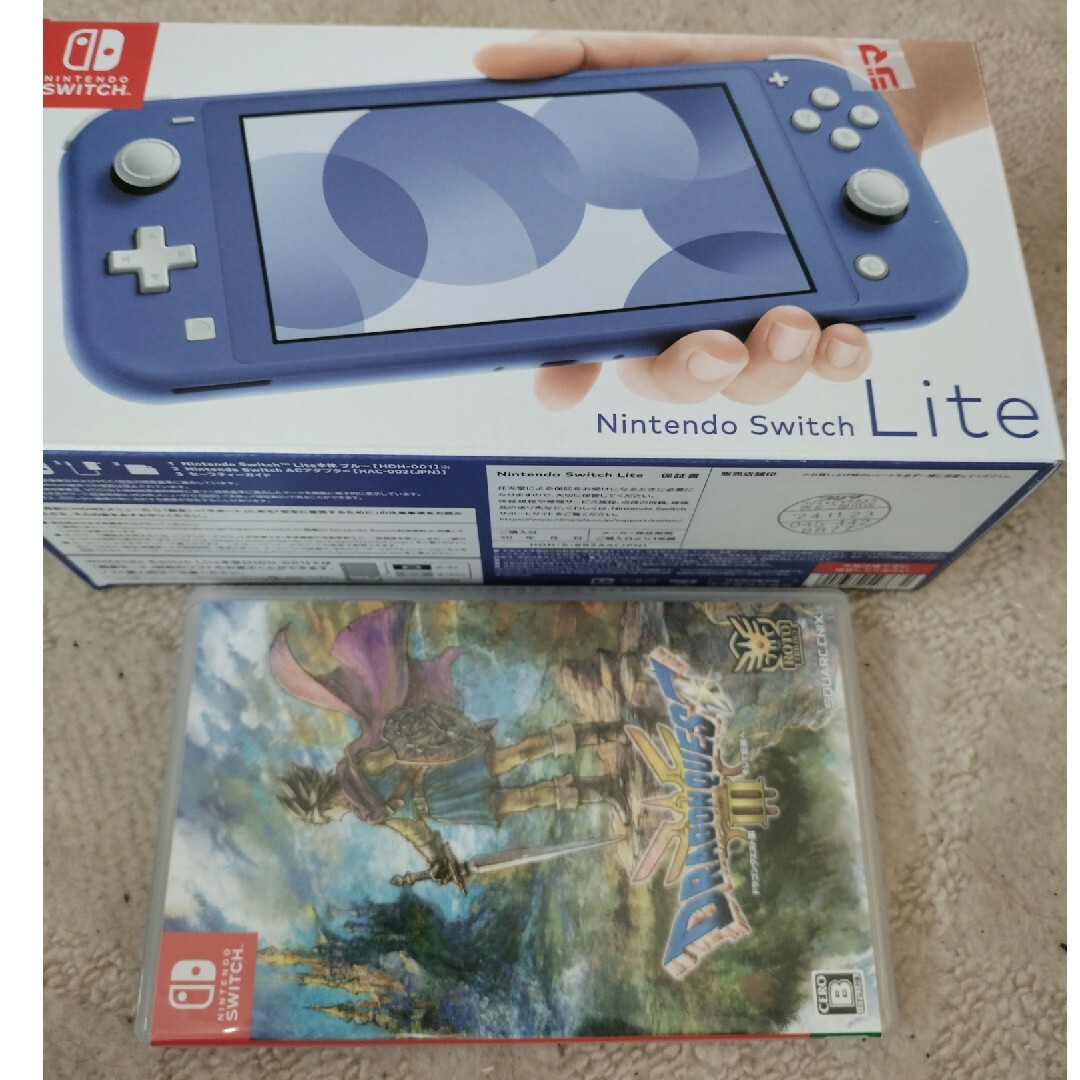Nintendo Switch LITE & DQ3