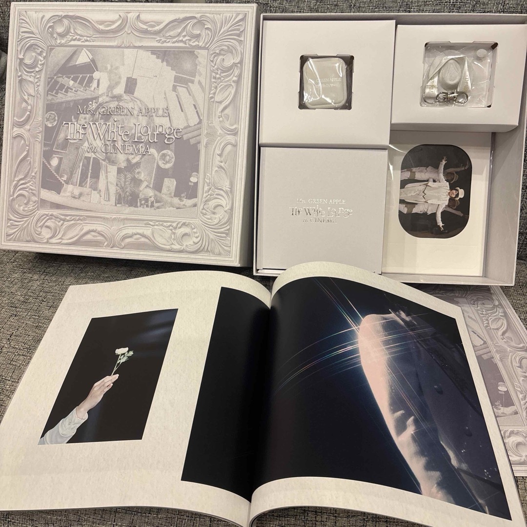 Mrs. GREEN APPLE ホワイトラウンジ 初回限定盤BOX グッズの通販 by