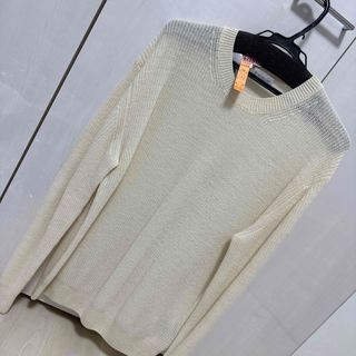 MONCLER（ニット/セーター ・ ホワイト/白色系）のフリマアイテム一覧