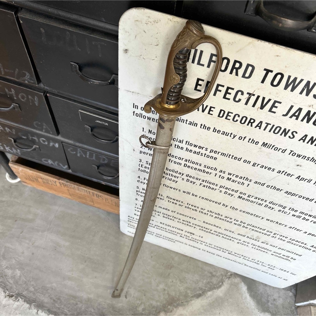 観賞用】古道具 模造刀 骨董品 日本軍 装品 インダストリアル アンティーク