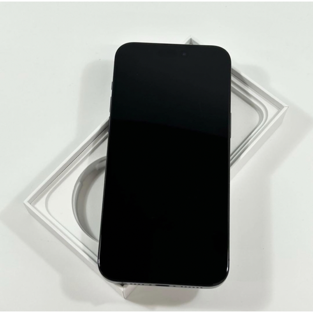 iPhone15 256gb 背面割れ有り バッテリー89% iPhone15 256gb 背面割れ