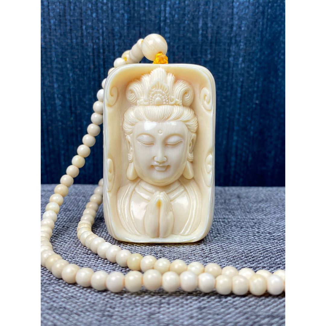 天然素材 白材 マンモス 重量2.05kg 加工用素材用 中古品 。 天然素材