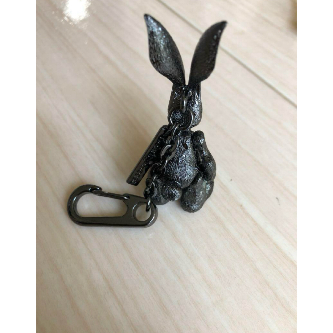 beauty:beast ダークナイトキーホルダー 完品！うさぎ