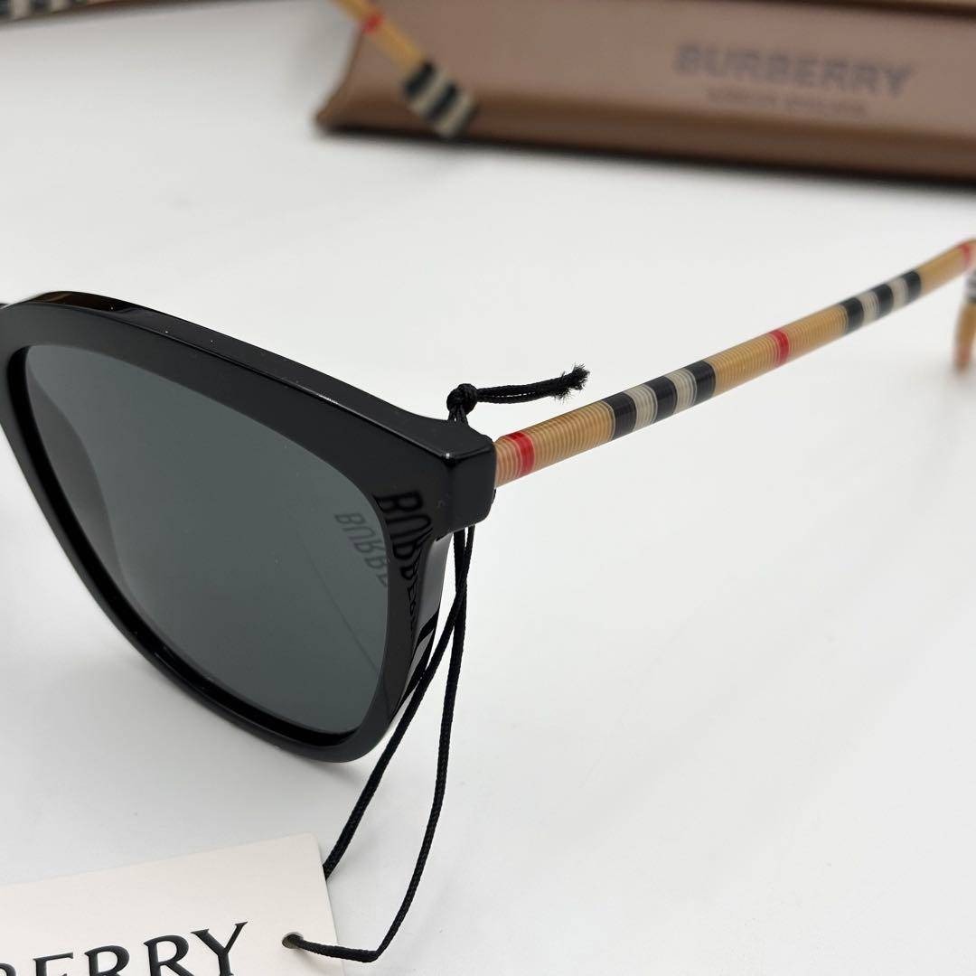 新品未使用 バーバリー B4308 3853/87 ノバチェック サングラス