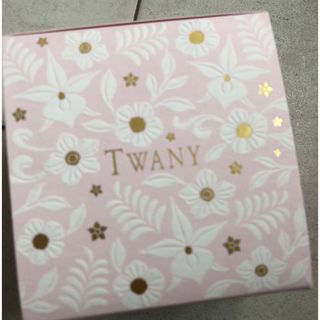 TWANY - 新品半額以下{ トワニー レジュウィール アロマボディクリーム