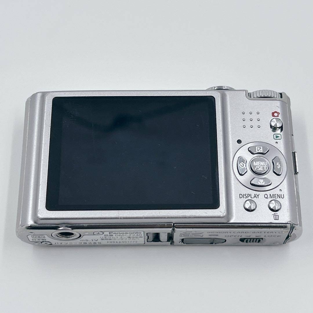 パナソニック デジカメ LUMIX DMC-FX40 シルバー 12メガピクセル