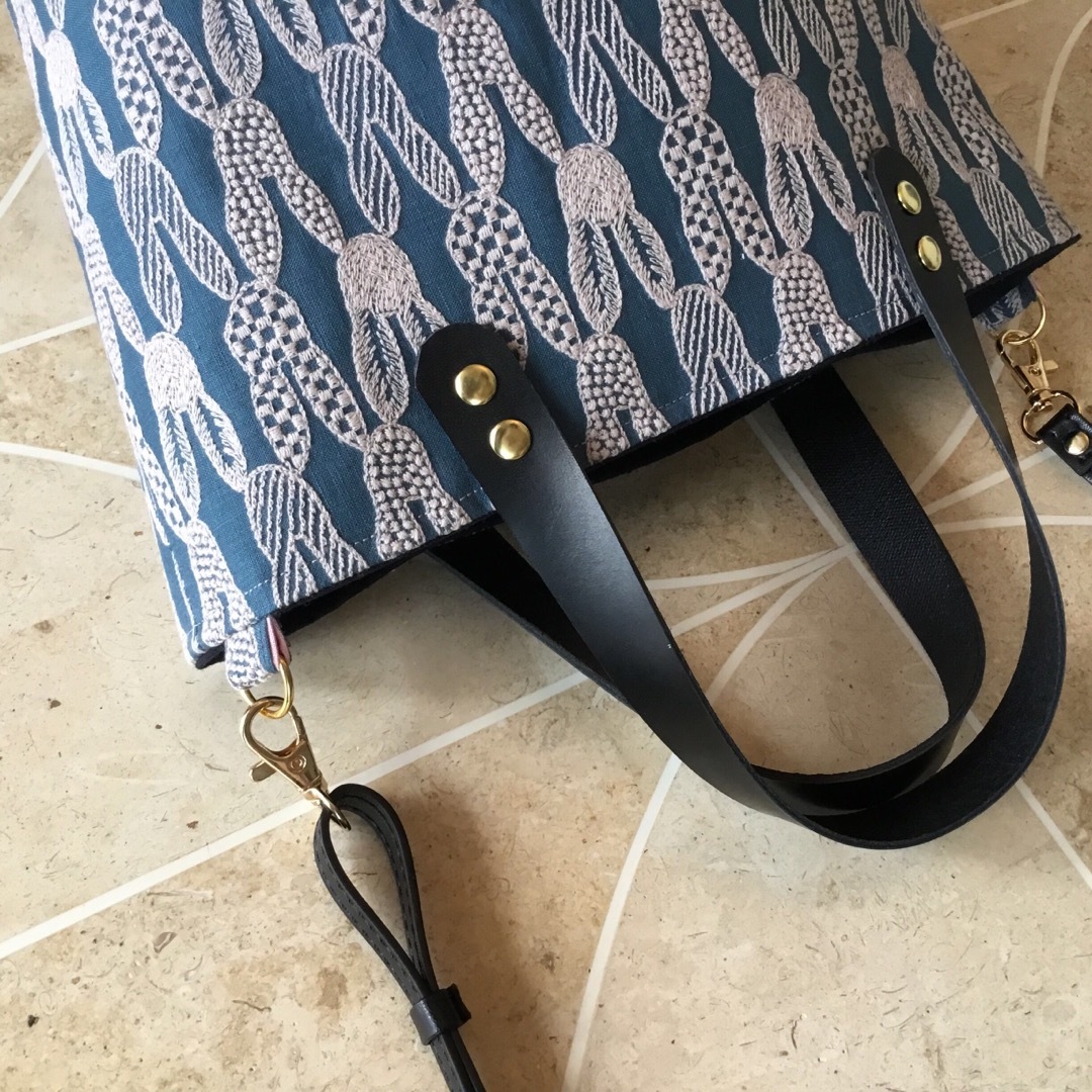 ミナペルホネンpomppiaブルー 2Wayショルダーバッグハンドメイド ミナ