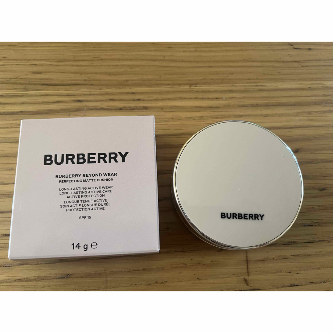 BURBERRY ビヨンドウェアパーフェクティングマット 40 バーバリー