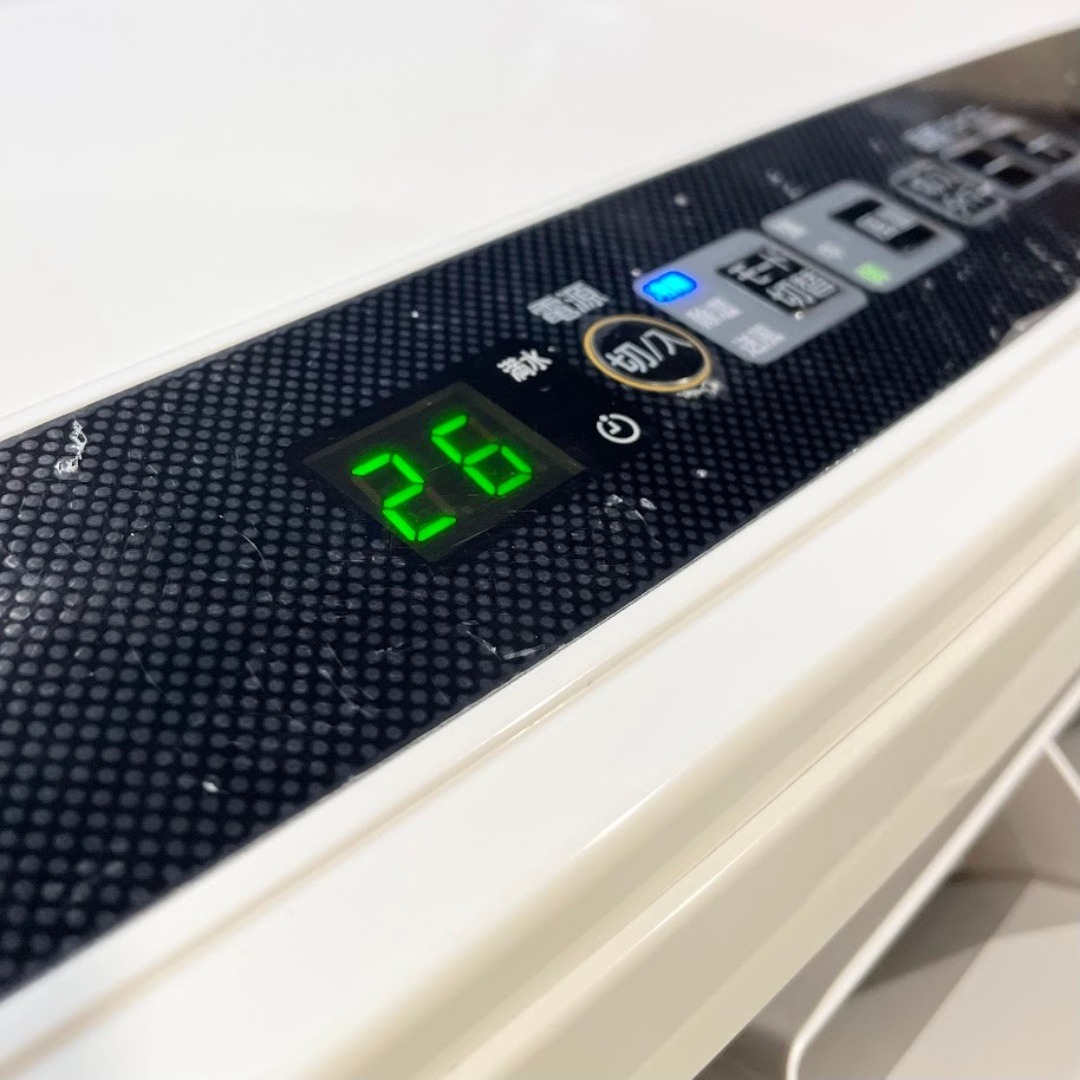 アイリスオーヤマ - ○アイリスオーヤマ○冷風・送風・除湿 スポット