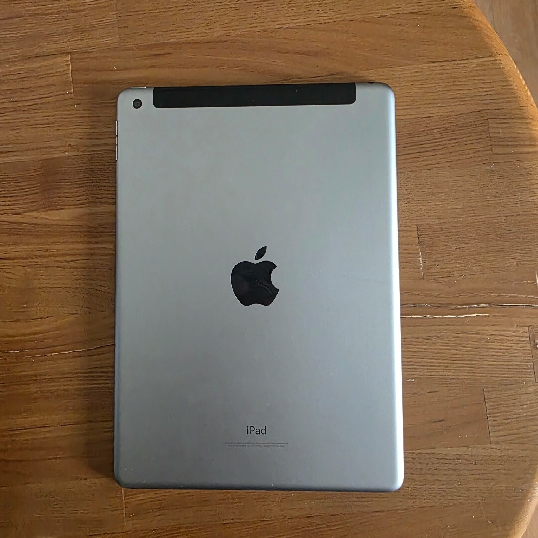 Apple - 【ジャンク】Apple iPad 第6世代 A1954 本体 シルバー 起動