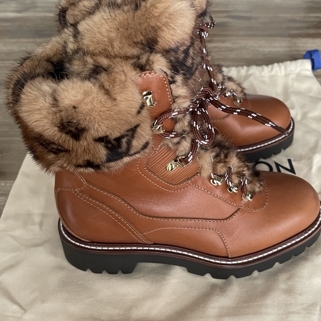 LOUIS VUITTON - ルイヴィトン ブーツ ファーモノグラム 24cmの通販 by