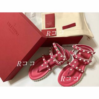 VALENTINO（サンダル ・ ピンク/桃色系）のフリマアイテム一覧