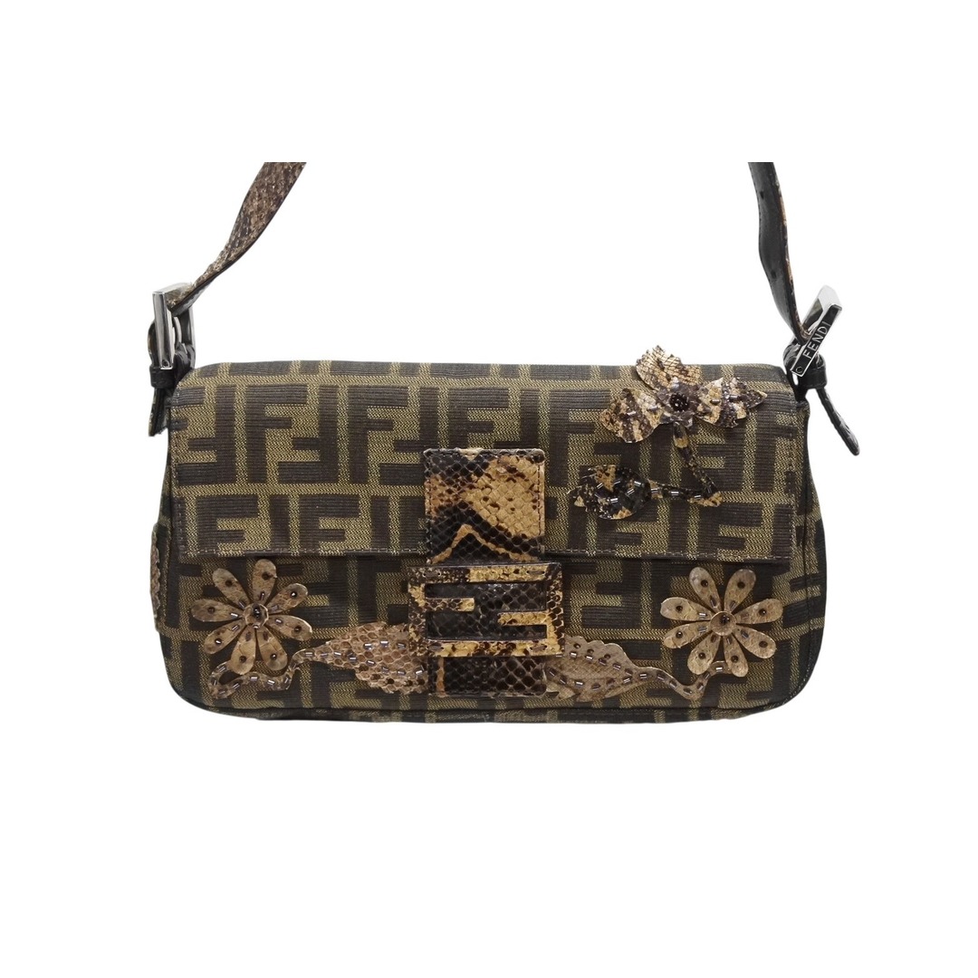 FENDI - 極美品 FENDI フェンディ マンマバケット ワンショルダー