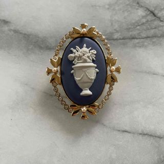 WEDGWOOD（ブローチ/コサージュ）のフリマアイテム一覧