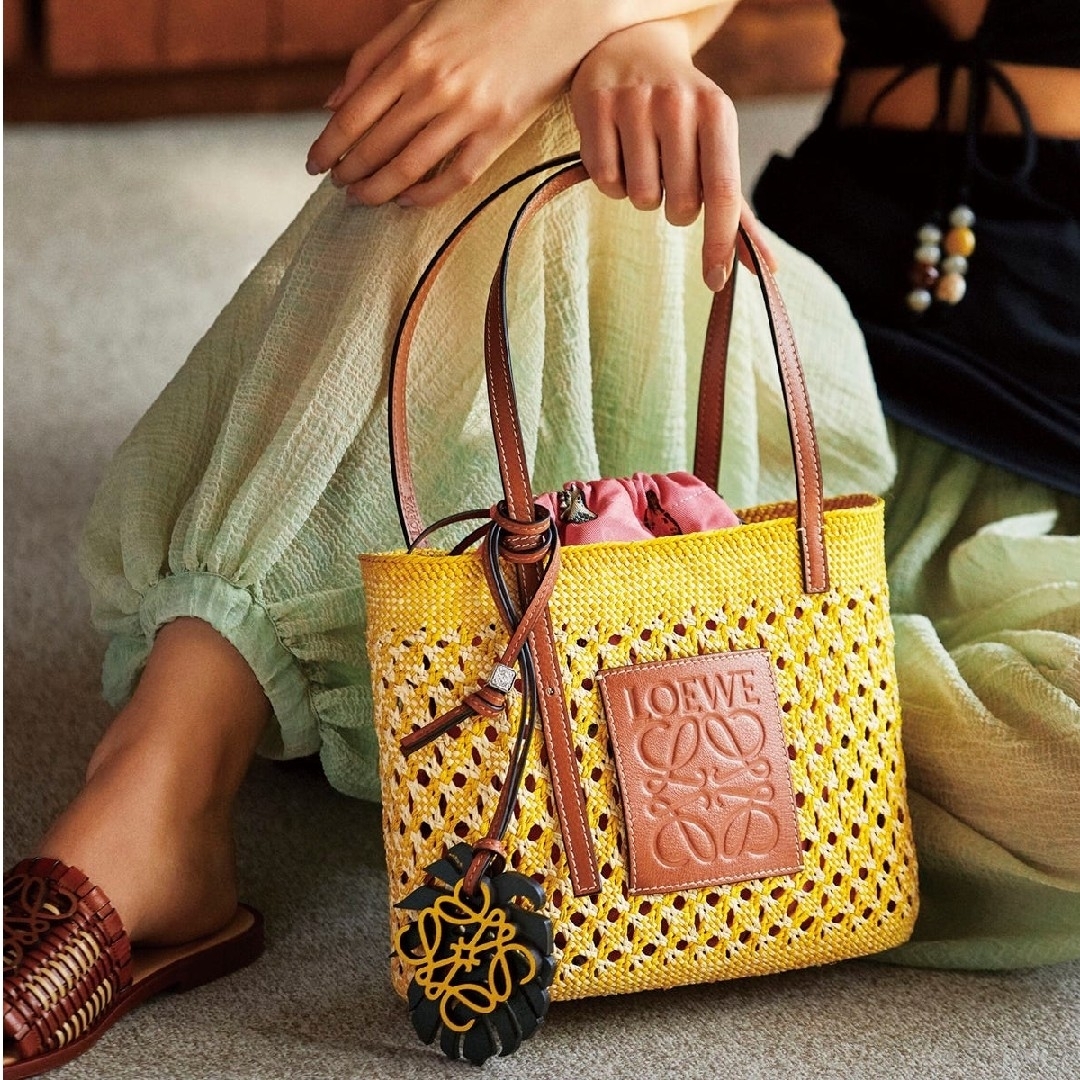 LOEWE - 値下げ中！LOEWE スクエア バスケットバッグの通販 by mioko's