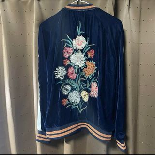 ZARA - ZARA リバーシブルOKINAWA刺繍入りスカジャンの通販 by たん