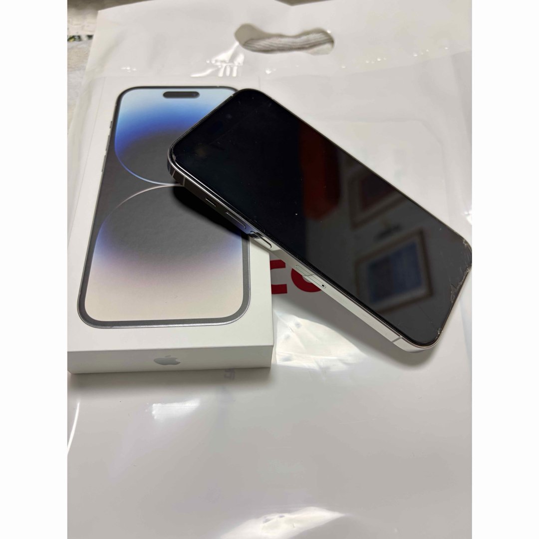 Apple - 【背面割れあり】Apple iPhone 14Pro 256GB 本体の通販 by