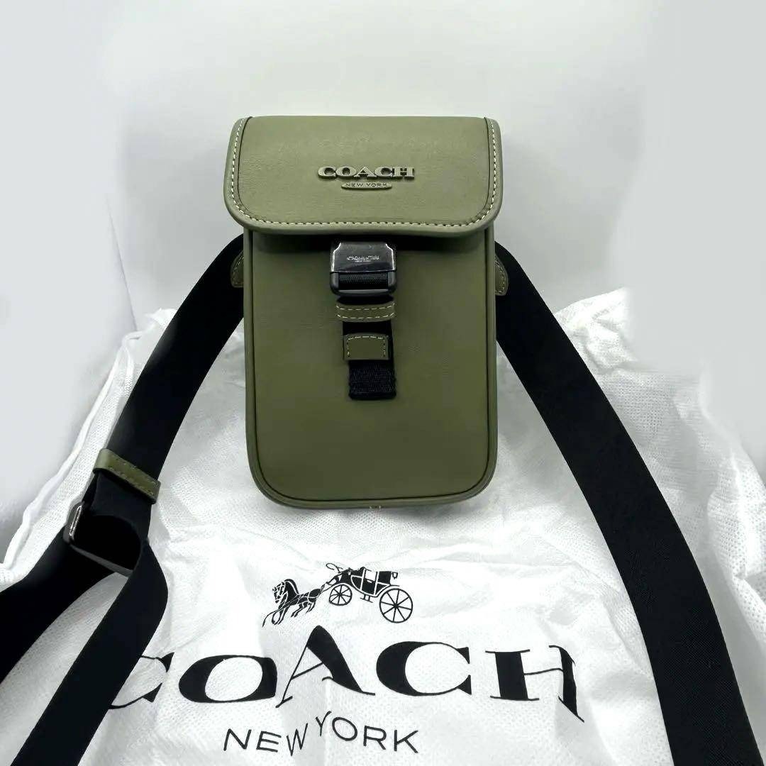 極美品✨COACH ショルダーバッグ レーサー フォン クロスボディ 収納袋 緑