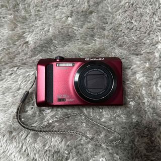 CASIO（カメラ ・ レッド/赤色系）のフリマアイテム一覧