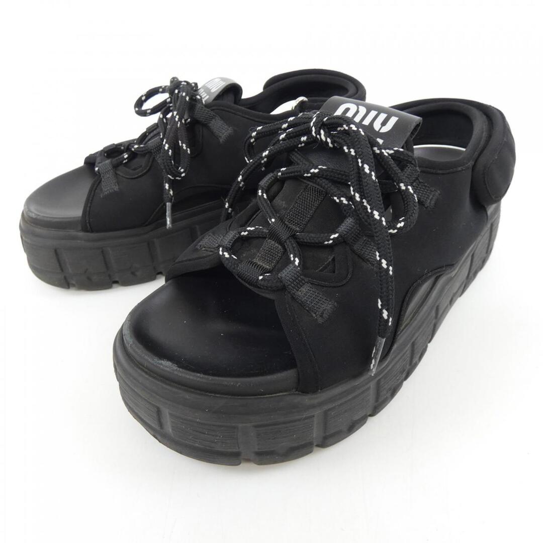 MIU MIU - ミュウミュウ MIU MIU チャンキーネオプレン MIU MIU ロゴ