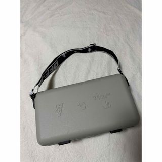Off-White（ショルダーバッグ）のフリマアイテム一覧
