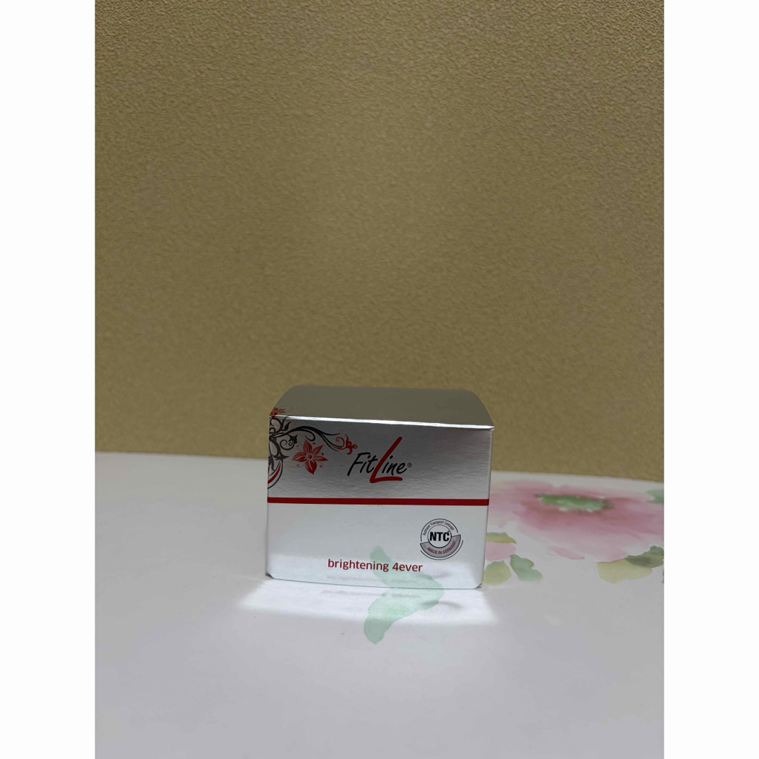 FitLine brightening 4ever クリームの通販 by ミュー's shop｜ラクマ