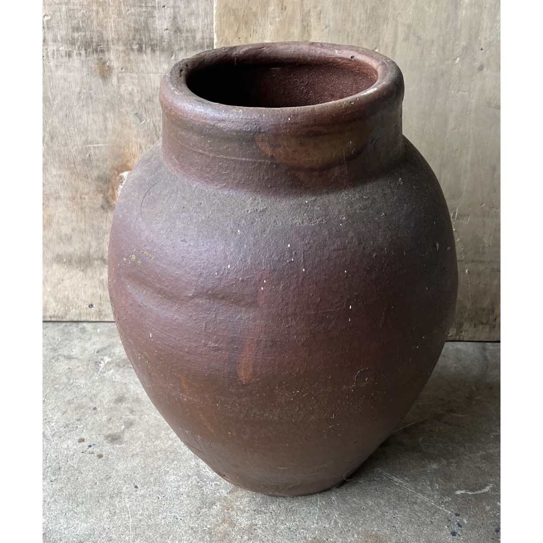 美しい古美蔵から釉薬のプチプチしたかなり雰囲気のある壺 美しい古美