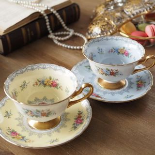 Royal Doulton - ロイヤルドルトン キャンディカラーマグカップの通販