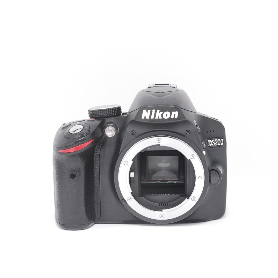 初心者おすすめ✨Nikon D3200 ダブルズームキット 手ぶれ補正