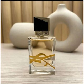 VALENTINO - ヴァレンティノ ヴォーチェ ヴィヴァ オードパルファンの