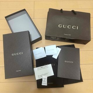 GUCCI - グッチ GUCCI 箱 ギフト ボックス 保存袋 巾着 2点セット 赤の