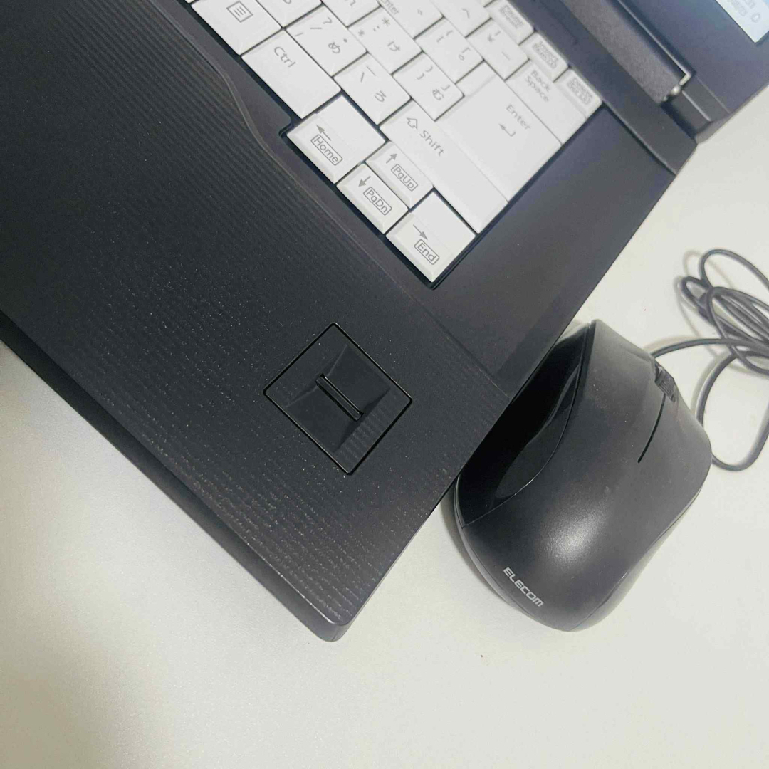 T367 Fujitsuノートパソコン i5高速SSDサクサクWindows11