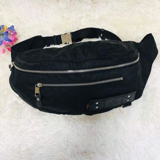 GUCCI - 極美品 GUCCI グッチ ボディーバッグ ウエストバッグ S812の