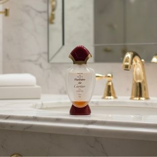 Cartier - 【ほぼ未使用】カルティエ ラパンテール オードトワレ 香水