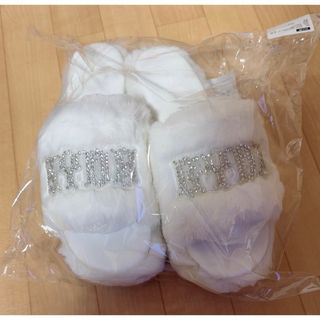 GYDA - gyda ノベルティ ビジューエコファー サンダルの通販 by R's