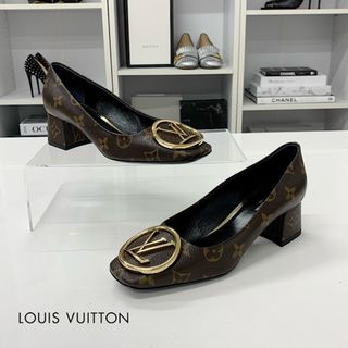 LOUIS VUITTON（ゴールド/金色系）のフリマアイテム一覧