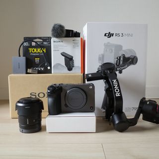 SONY - 付属品多数！SONY α200 ダブルレンズキット 一眼レフ カメラの