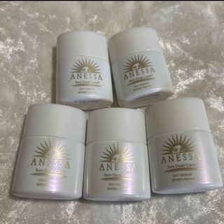 ベルセレージュ/エッセンスUVマイルドX3の通販 by Kana's shop｜ラクマ