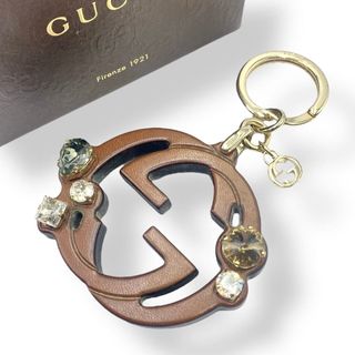 GUCCI - GUCCI グッチ ボーン型チャーム レザー キーホルダー