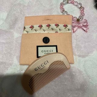 GUCCI - GUCCI ビューティー海外限定ノベルティ コーム&ポーチ2点