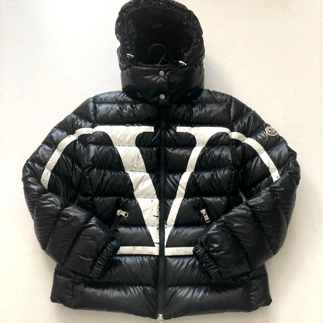 VALENTINO - 【希少コラボ】VALENTINO×MONCLER ダウンジャケット 38 黒