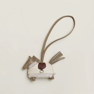 年末年始限定！】Barbourバブアー 限定バッグチャーム ノベルティの