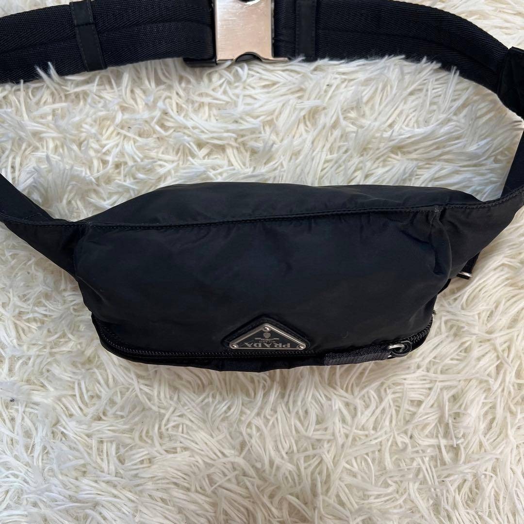 PRADA - 【極美品】プラダ ボディバッグ 三角ロゴ ナイロン ブラック