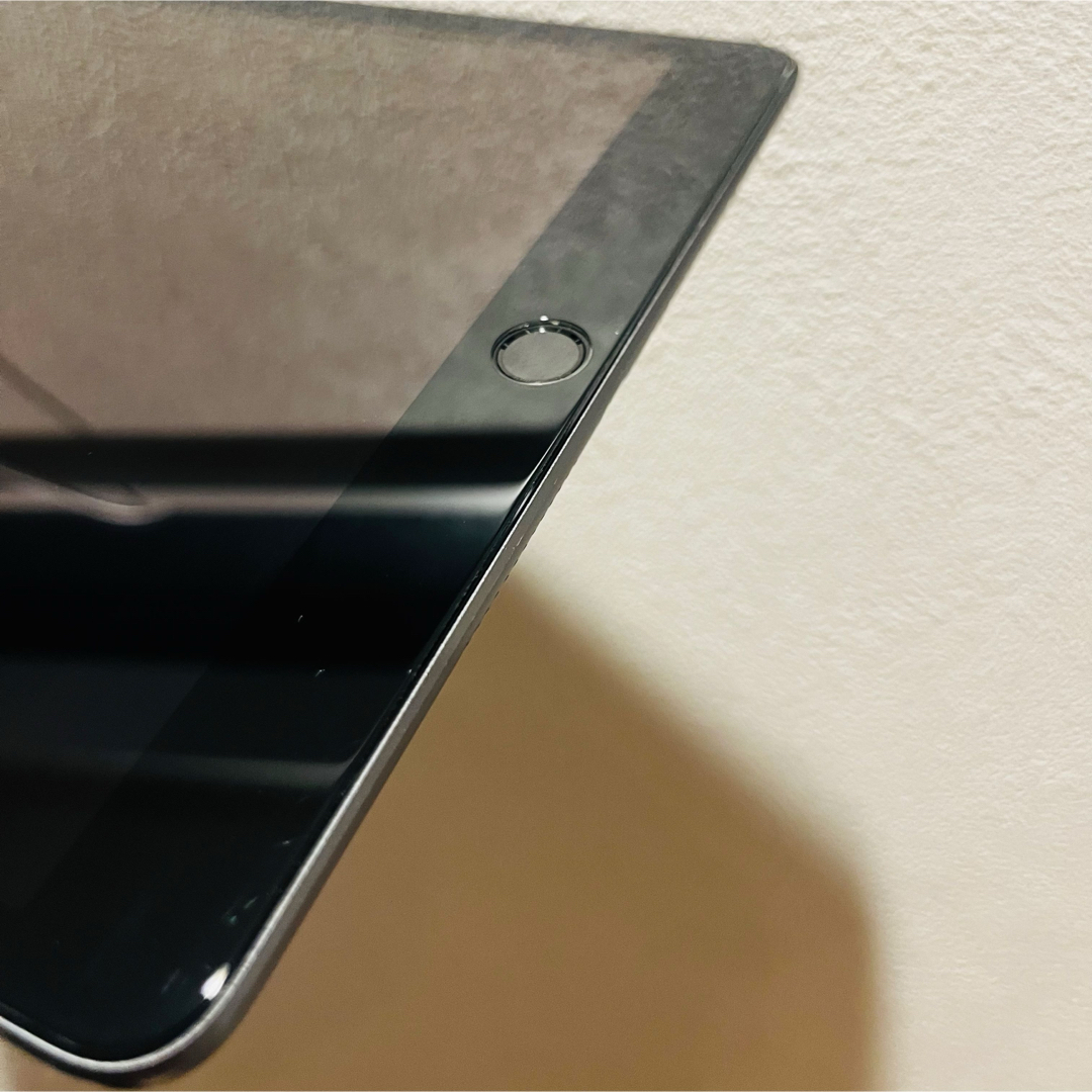 iPad - 【箱付き】iPad 第7世代 128GB スペースグレイ Wi-Fiモデルの