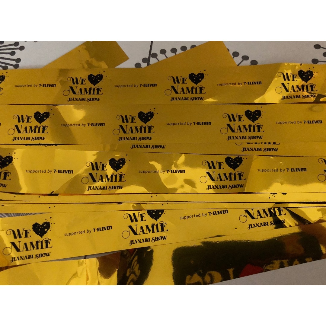 安室奈美恵 Amuro Namie HANABI show 上映会銀テープ の通販 by びん