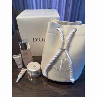 Dior - ディオール ホリデーオファー 2024 未開封品の通販 by ねこ