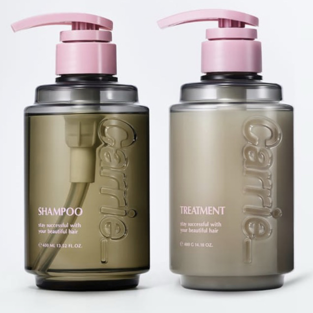 Carrie_の通販 by 、｜ラクマ