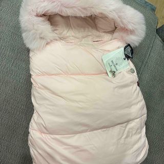 MONCLER（おくるみ/ブランケット）のフリマアイテム一覧